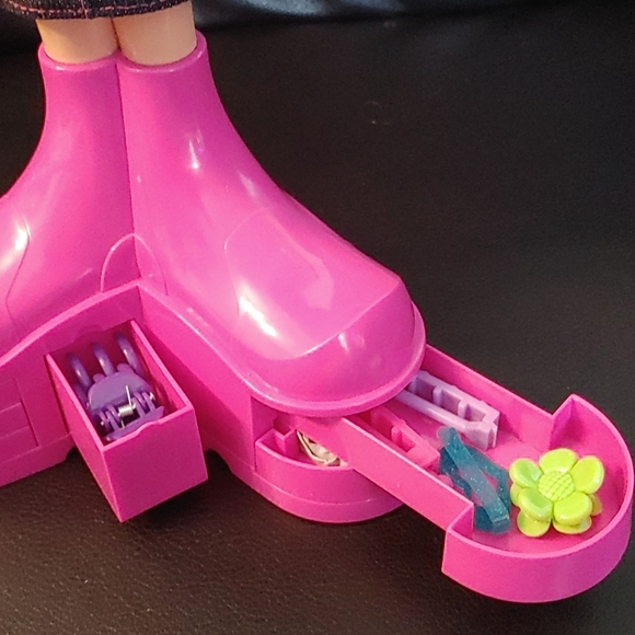 🌺RARE🌺Fashion Surprise Makeover Secrets Doll - Picture 4 of 13